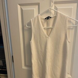 Ann Taylor Cream V-Neck Tank Top